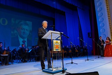 Сергей Грачев поздравил заслуженного деятеля искусств Бориса Хавторина с юбилеем